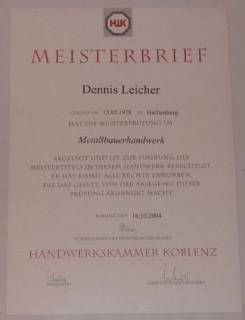 006-Meisterbrief-2004-Dennis-Leicher.jpg