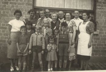 Familie Wendt mit Gaesten.jpg