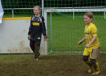 011-Maedchenfussball-Juni2013-12.JPG