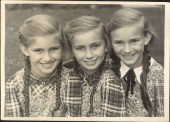 022-1953-Drei Schwestern-Inge-Doris-Anneliese.jpg