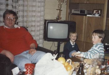 005-Die-Henns-1990.jpg