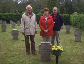 024a-Foto Soldatenfriedhof-Fam-Wilke-03.jpg