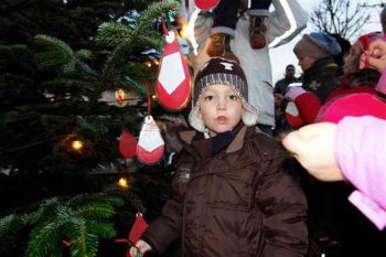 013-Weihnachtsmarkt-Nikolaus-2008.JPG
