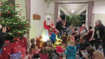 025-2017-Weihnachtsmarkt mit Nikolaus.jpg