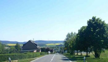 029-Mudenbach-Ortseingang.jpg