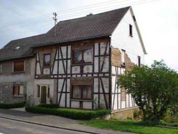 001-Fachwerk-HausHardiess.JPG