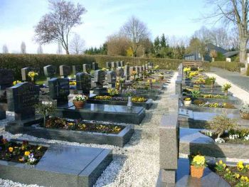 005-Friedhof-5.jpg