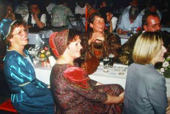 111-im-Festzelt.JPG