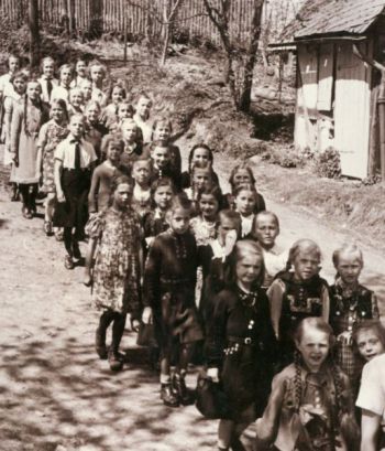 1940-Schuelerinnen.jpg