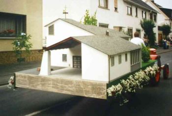 006-1995-Festzug-b.jpg