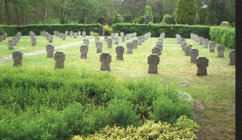 025-Foto Soldatenfriedhof-Teilansicht-06.jpg