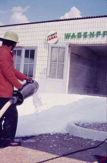 002-50-Jahre-Feuerwehr-1975.jpg