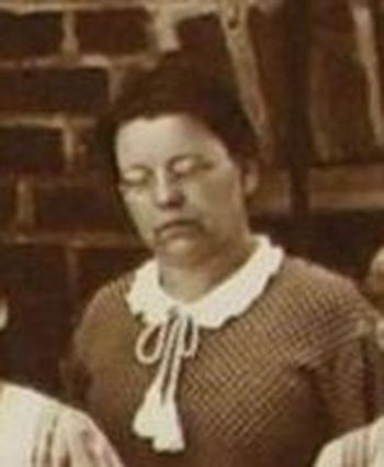 156b-1939 Lehrerin Rheinberger.jpg