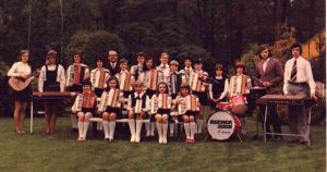 005-Jugend-Musikgruppe-1973.jpg