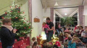 024-2017-Weihnachtsmarkt mit Nikolaus.jpg