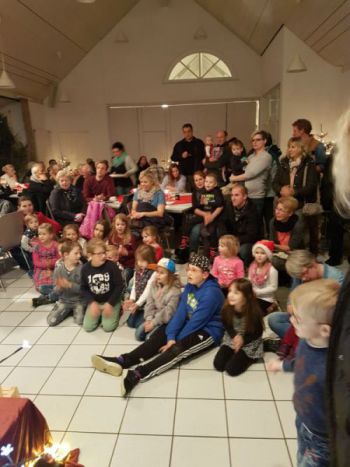 006-2016-Weihnachtsmarkt-mit Nikolaus.jpg