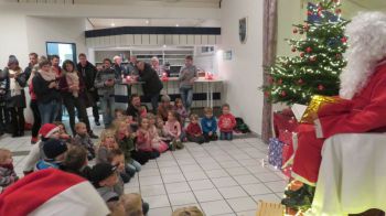 014-2017-Weihnachtsmarkt mit Nikolaus.jpg