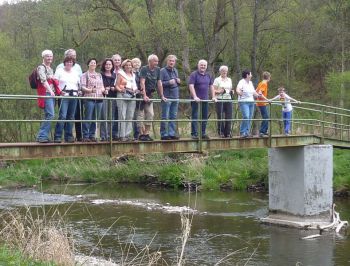 002-Wanderung im April.jpg