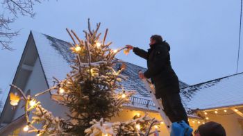 007-2017-Weihnachtsmarkt mit Nikolaus.jpg