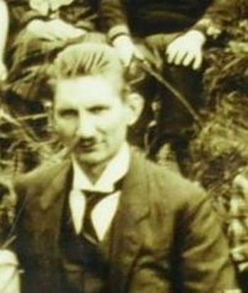 1925 Lehrer Menk.jpg